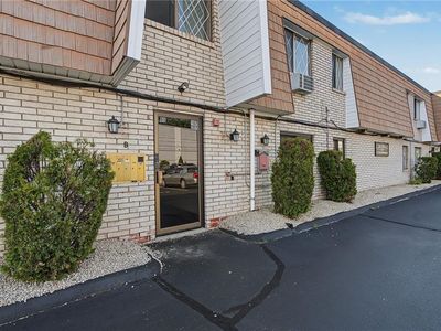 132 Hoffman Ave APT 207