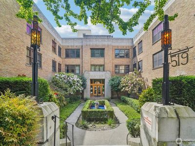 519 W Roy Street #309