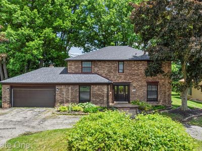 30056 Mayfair Dr