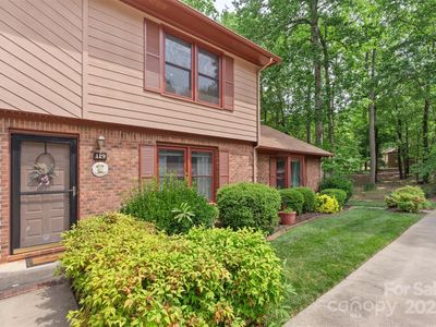 119 Mary Louise Ct