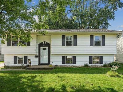 Property at 409 15th Pl, Camanche, IA