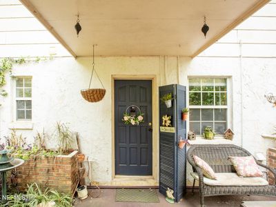 5915 WHITE SANDS Road