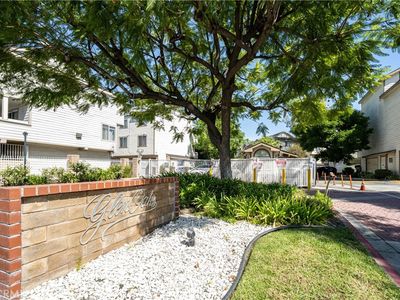 11150 Glenoaks Blvd Unit 307