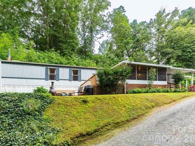48 Melissa Ln