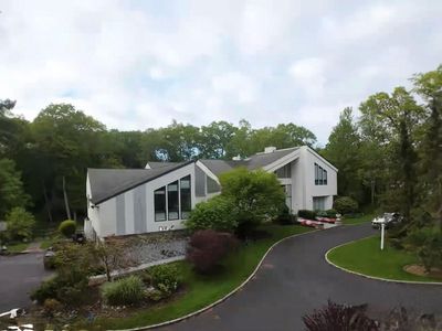 80 Tall Oak Crescent