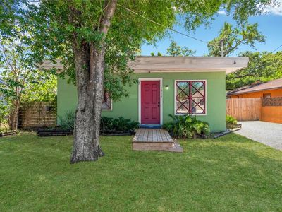 1315 E Osborne Ave