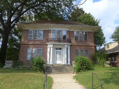 1792 Forest Ave #UP