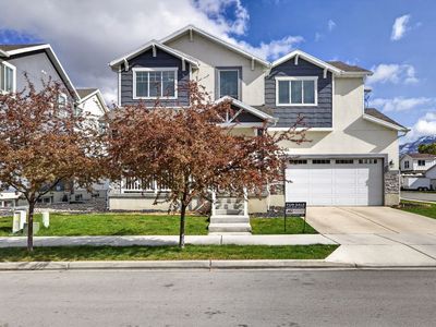 412 W McClellan Ct
