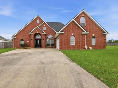 Property at 3325 Roshan Ct, Port Arthur, TX