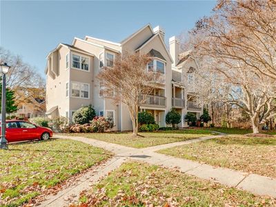 107 Stratford Dr APT K