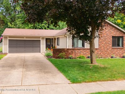 Property at 1930 Beacon Hill Dr, Lansing, MI