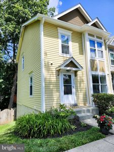 2869 Schoolhouse Cir