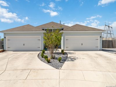 3417-3419 Lindsay Lane
