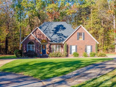 10032 Hunters Trace Dr