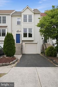 506 Dakota Dr