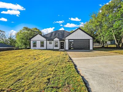 2708 Flora Ln