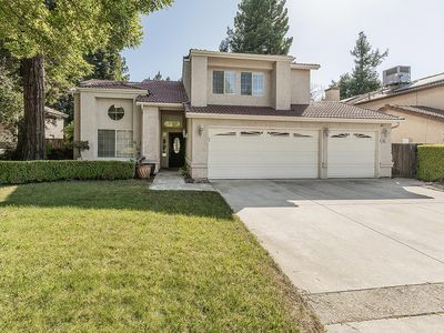 837 E Buckhill Rd