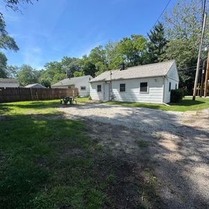 1305 Springland Ave