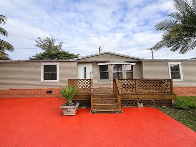 220 NE 12th Ave LOT 6