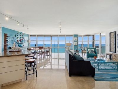 6423 Collins Ave APT 1605