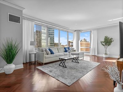 1 Charles St S UNIT 1506