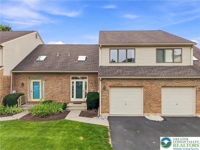 3251 Oakland Square Dr
