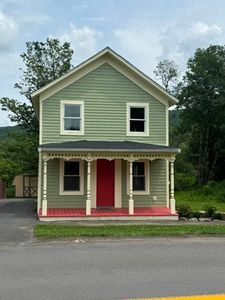 106 Main St