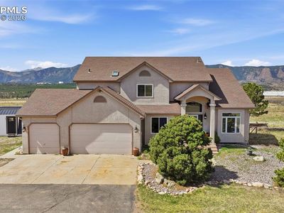 715 Struthers Loop