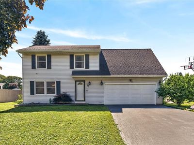 33 Loyalist Ave