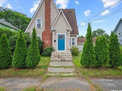 374 South St