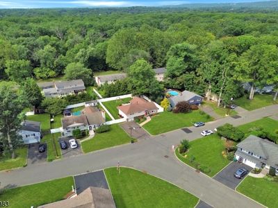9 Brookdale Rd