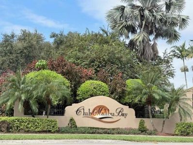 1575 NE 33rd Ave #1069