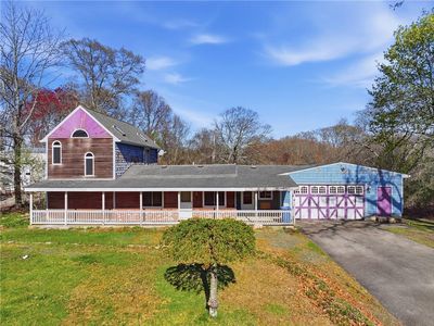 221 Curran Rd