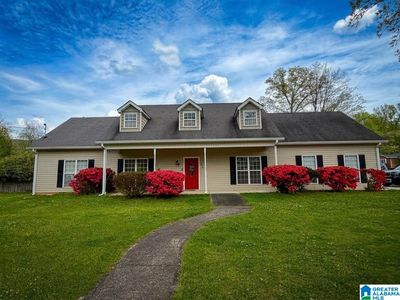 Property at 702 10th Ave NE, Jacksonville, AL