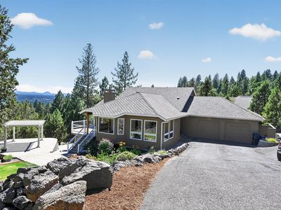 1573 NW City View Dr