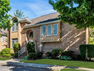 166 La Quinta Court