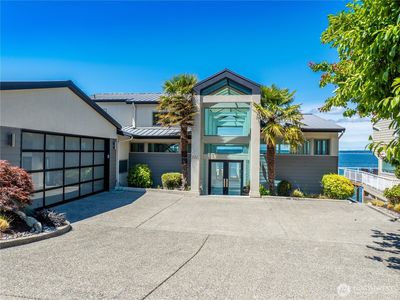 1033 Blackberry Lane