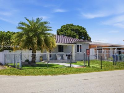 301 SW 36th Ave