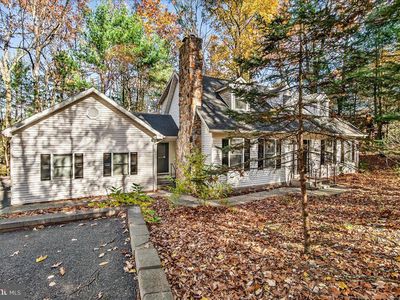 19 White Pine Dr