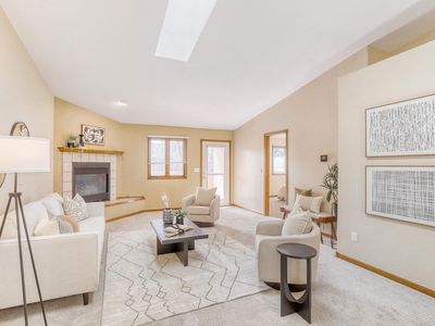 2367 Northbrook Dr