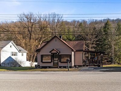 9496 Bennetts Valley Hwy