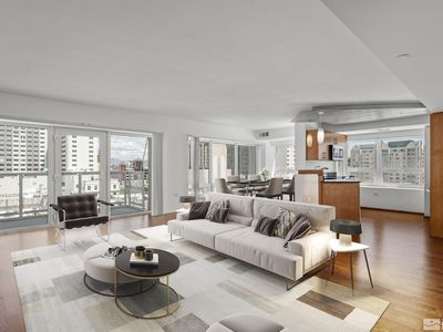 255 N Sierra St Unit 904