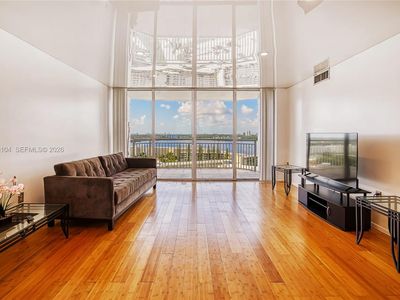 18021 Biscayne Blvd APT 1604