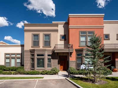 875 S Lincoln Ave #2