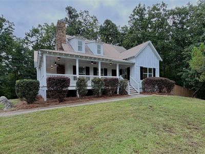 38 Sarahs Hollow Dr