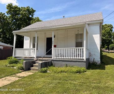 205 W 2nd St