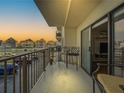 100 E Ocean View Ave APT 210