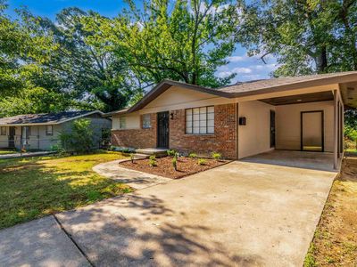 35 Clifton Dr
