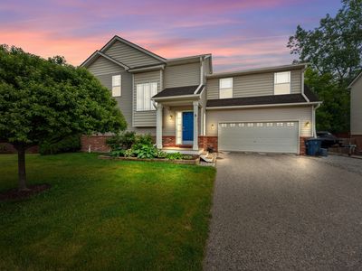 1692 Enclave Ln
