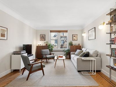 680 W 204th St APT 5F